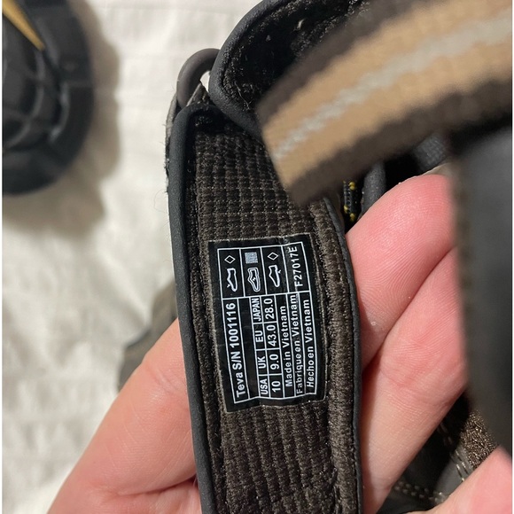 Teva Forebay Brown Fisherman Sport Sandals S/N 1001116 Men's Size 10 - Picture 4 of 4